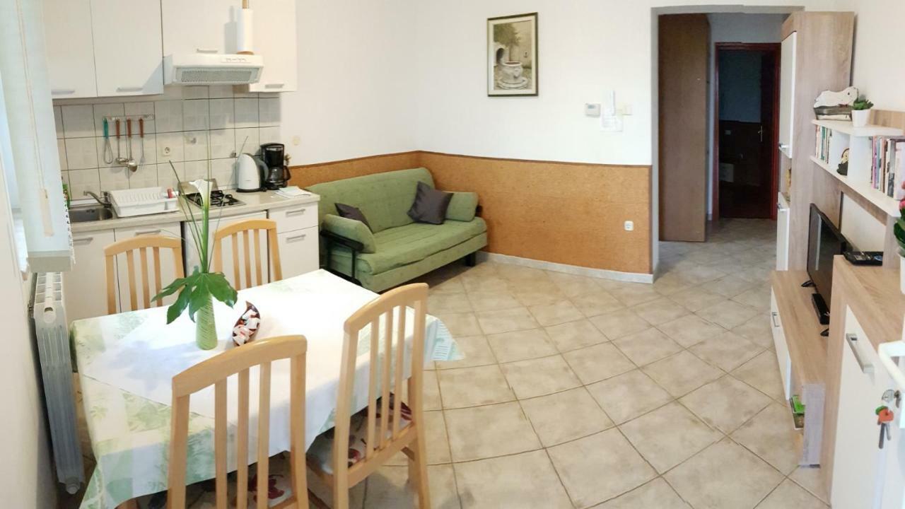 Villa Noela Pula Bagian luar foto