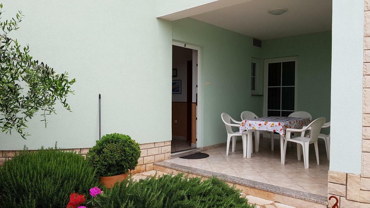 Villa Noela Pula Bagian luar foto